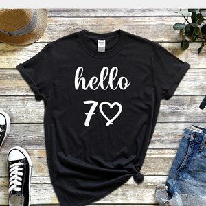 Hello 70 Design Tee Shirt T-Shirt UNISEX